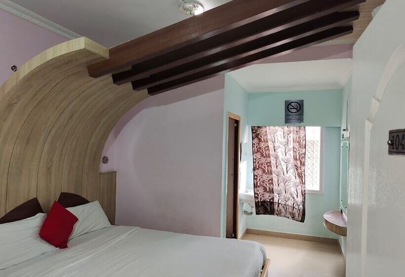 ホテル Vpr Residency