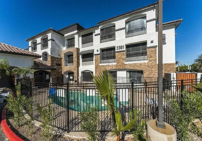 Metro Tempe Extended Stay
