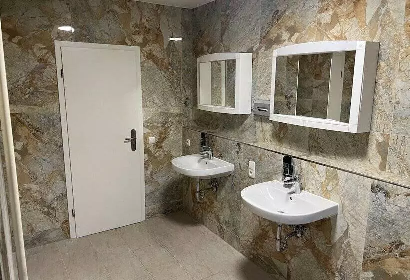 M&m Hotel   Seevetal