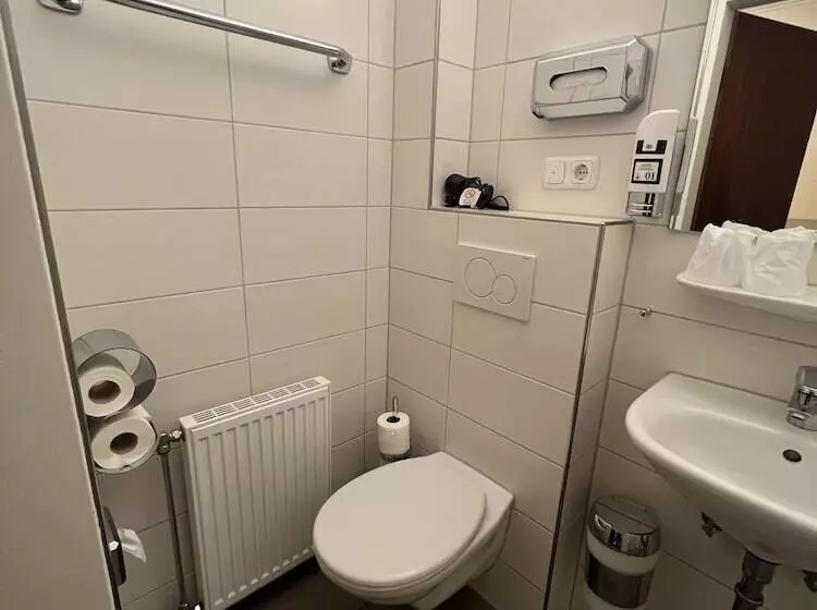 M&m Hotel   Seevetal