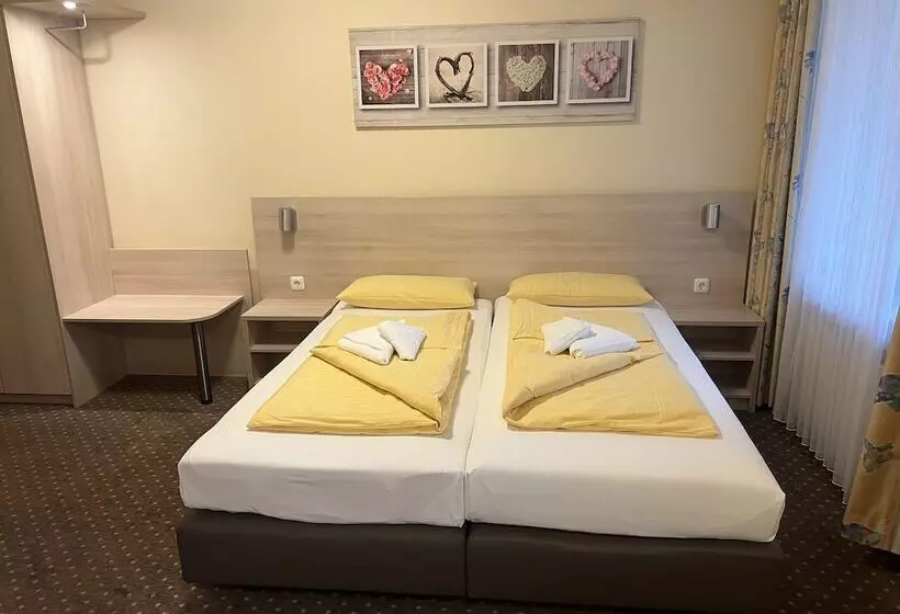 M&m Hotel   Seevetal