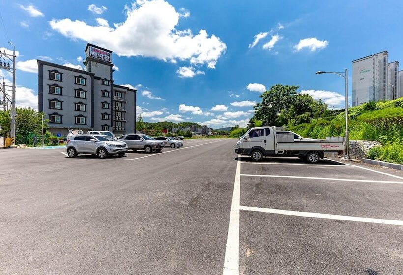 فندق على الطريق Boseong White House