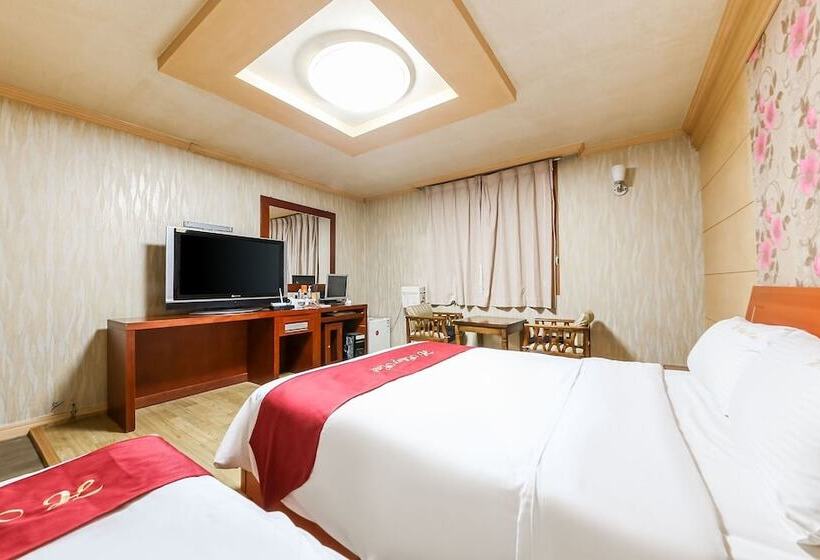 فندق على الطريق Boseong White House