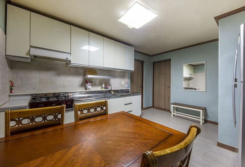 モーテル Buyeo Sense On