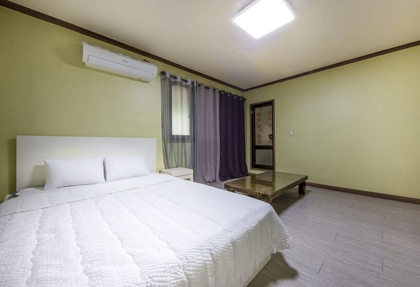 モーテル Buyeo Sense On