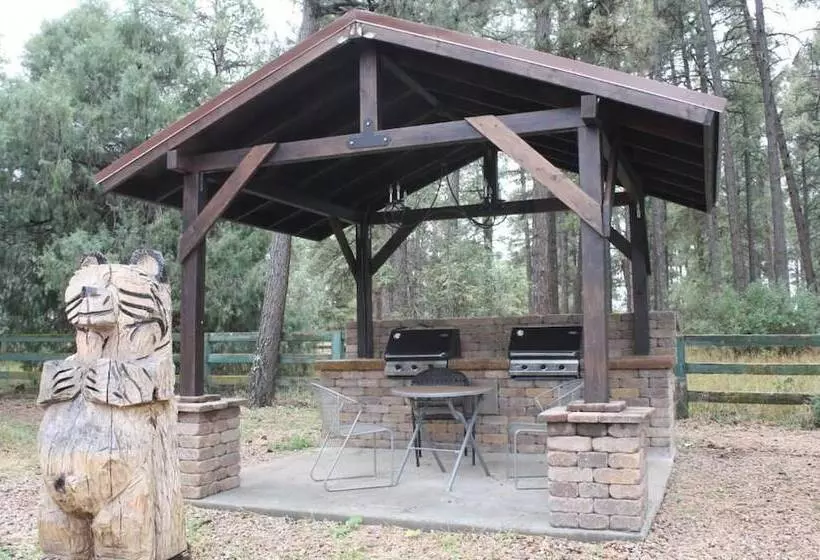 Motelli Lumbermen S Village