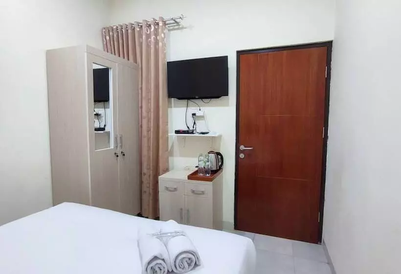 Majatalo Atmosfer Guest House Sentul By Ruang Nyaman