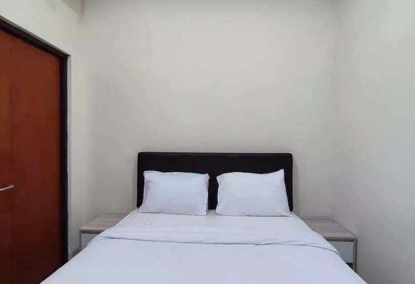 Majatalo Atmosfer Guest House Sentul By Ruang Nyaman