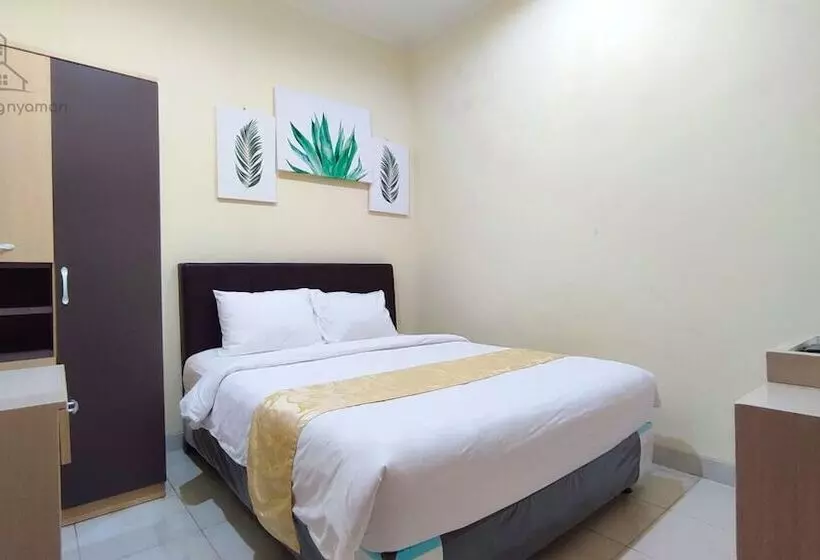 Majatalo Atmosfer Guest House Sentul By Ruang Nyaman