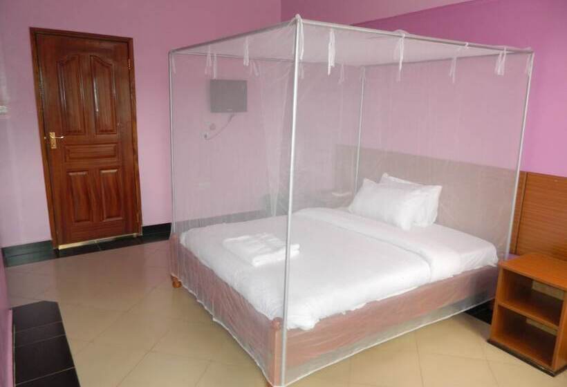 Pensão Chrysalis Guest House & Restaurant Embu