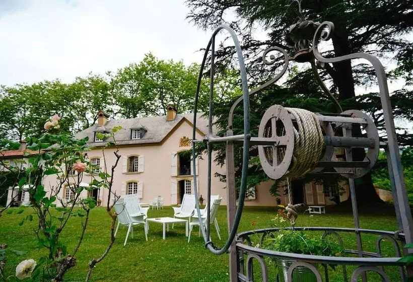 Majatalo Clos Cathala