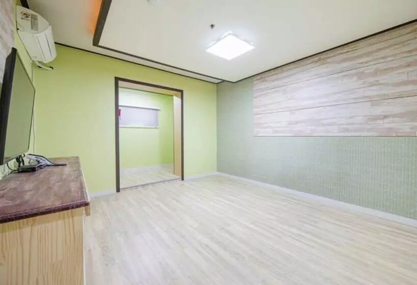 Gangneung Iris Stay Pension