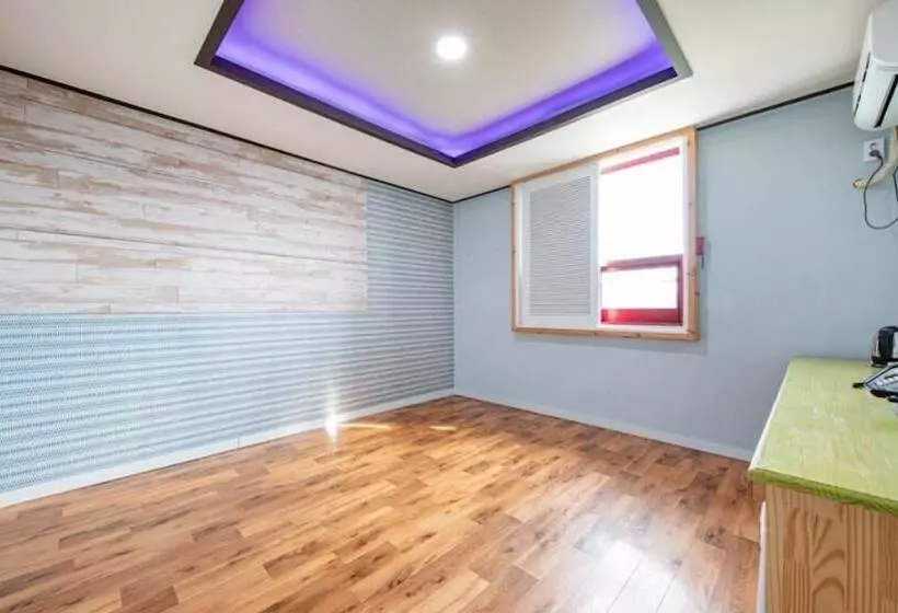 Gangneung Iris Stay Pension