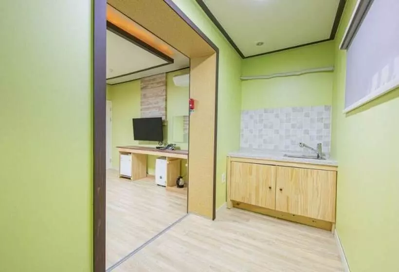 Gangneung Iris Stay Pension