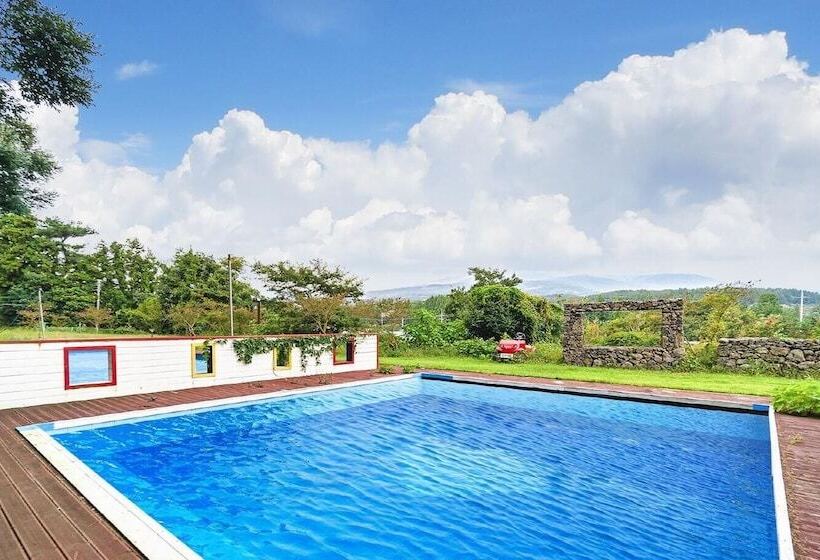 펜션 Seogwipo Campa Jeju