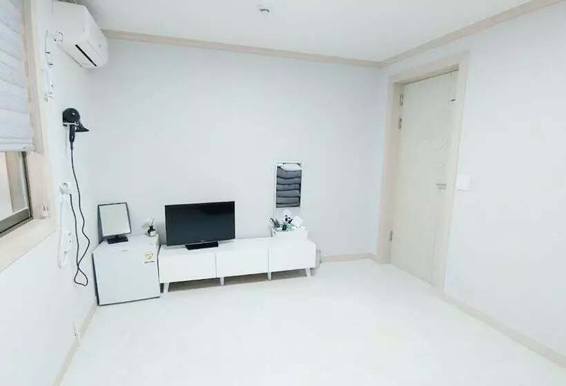 Majatalo Songnisan Amor Guest House