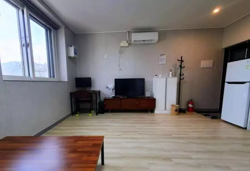 ペンション Yanggu Lacky Hostel