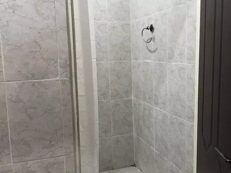 تختخواب و صبحانه Blue Residence