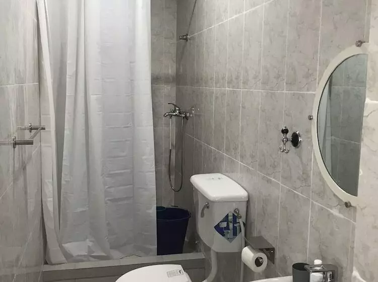 تختخواب و صبحانه Blue Residence