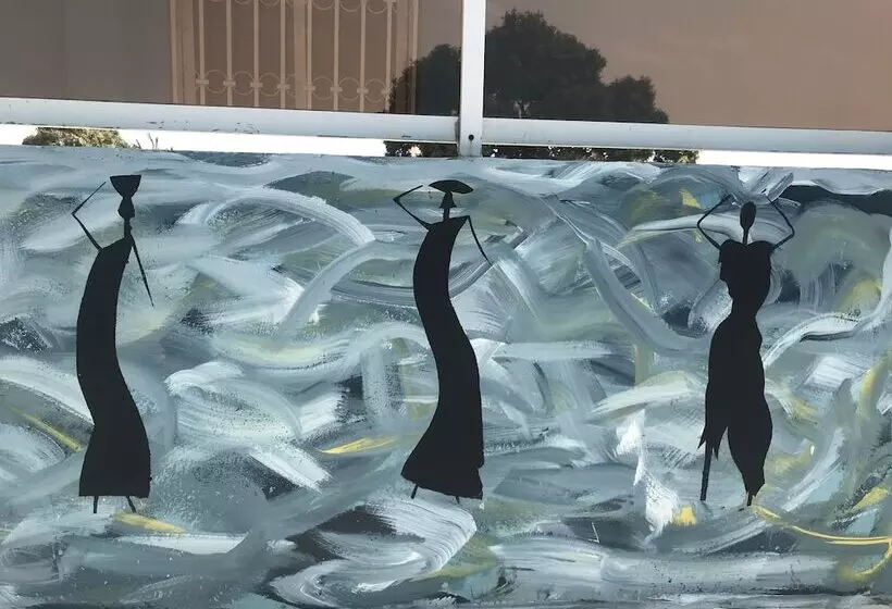 تختخواب و صبحانه Blue Residence