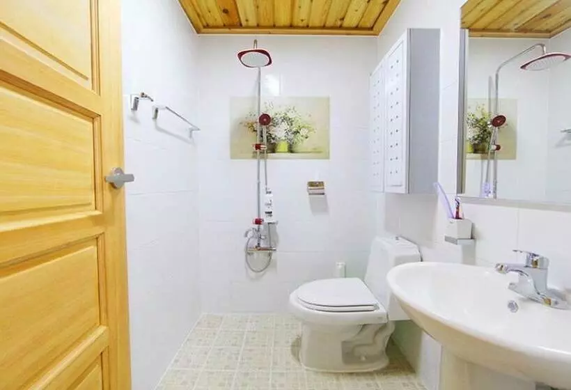 Boryeong Dalbitjeongwon Pension