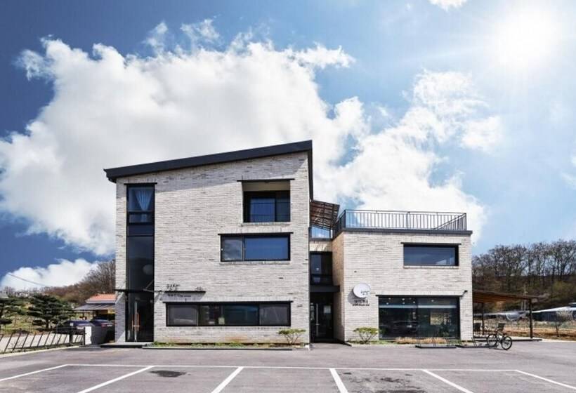 Chungju Wolsang 339 Pension