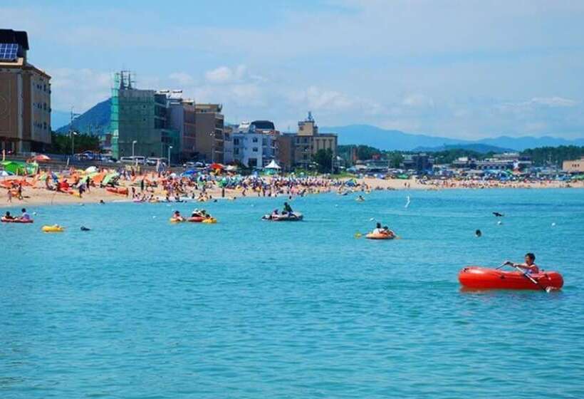 Goseong Paradise Cove Pension