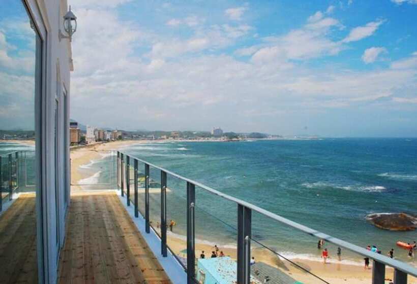 Goseong Paradise Cove Pension