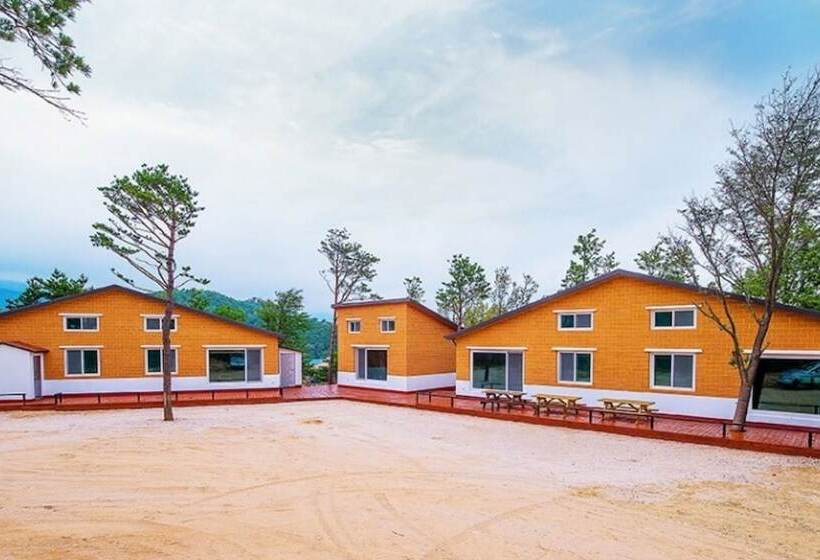 Goseong Sanmaru Pension