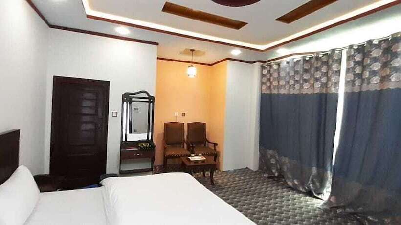 Green Hilton Hotel Shangla