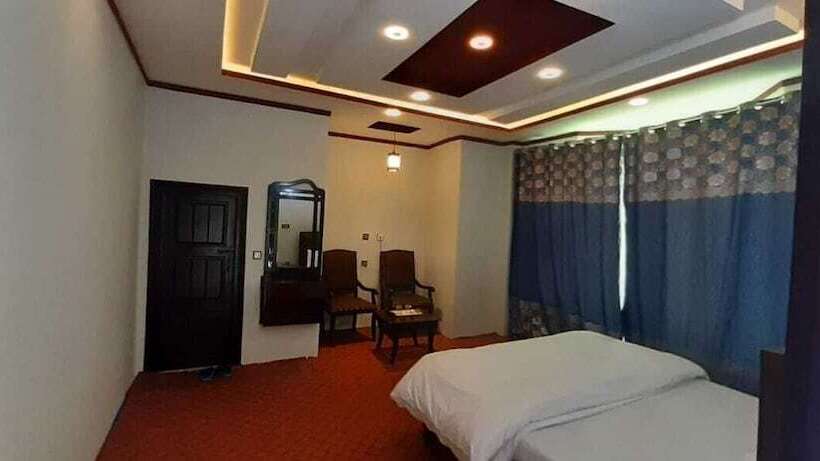 Green Hilton Hotel Shangla