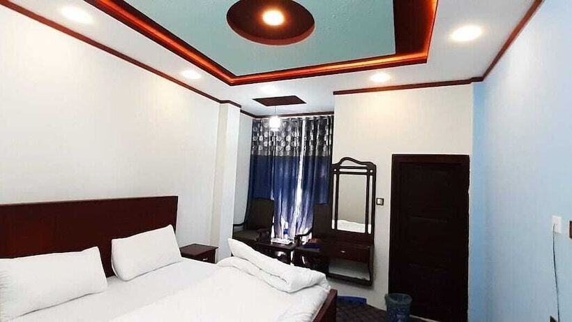 Green Hilton Hotel Shangla