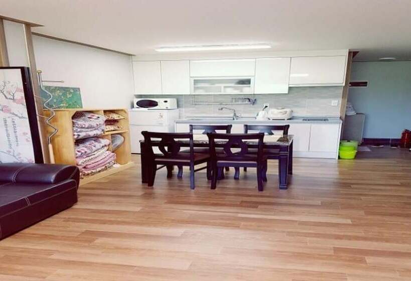 Hongcheon Dalbit Sonata Pension