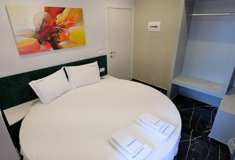 Отель 3 Islands 2