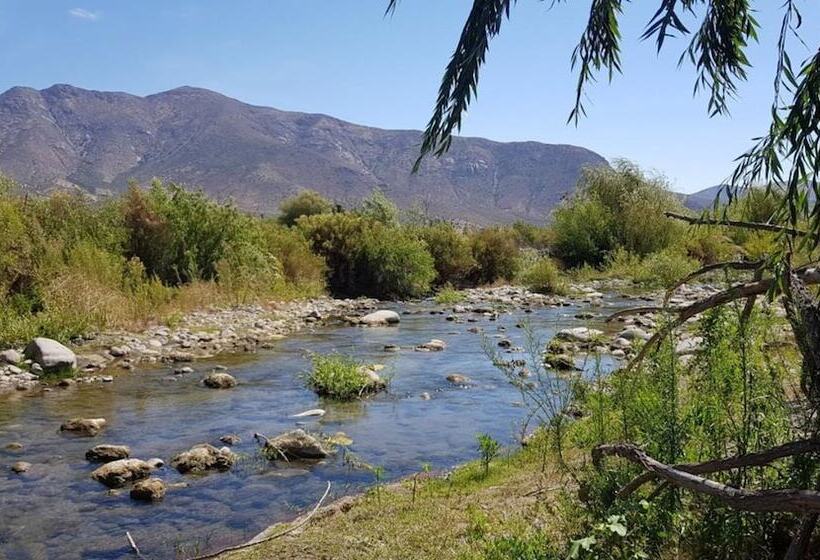 בית מלון כפרי Alto Cipres