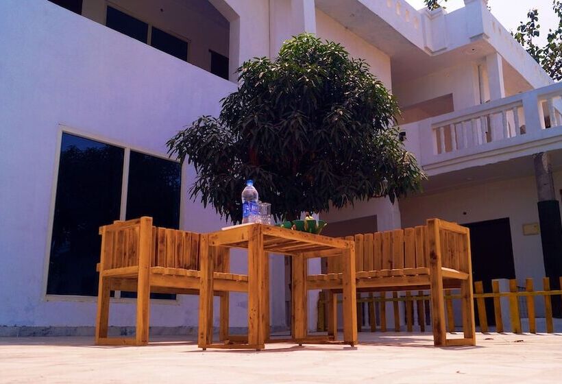 فندق Ganga Village Resort