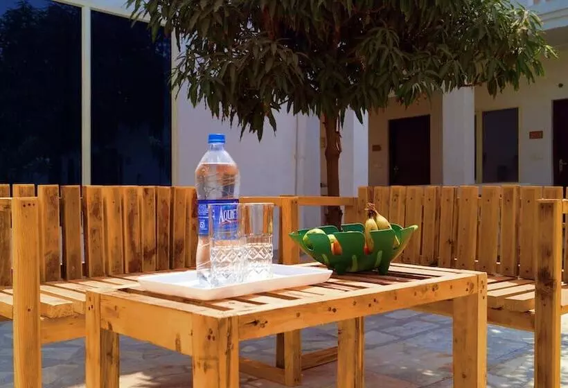 Hotelli Ganga Village Resort