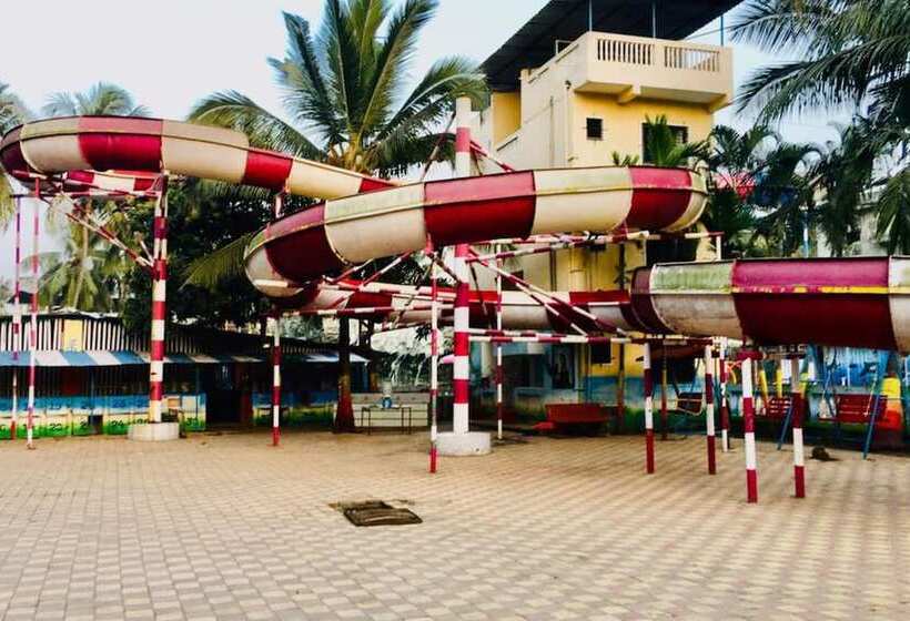 酒店 Manthan Beach Resort