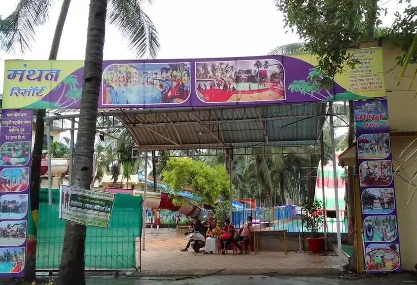 Hotelli Manthan Beach Resort