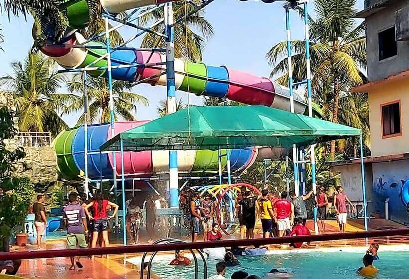 酒店 Manthan Beach Resort