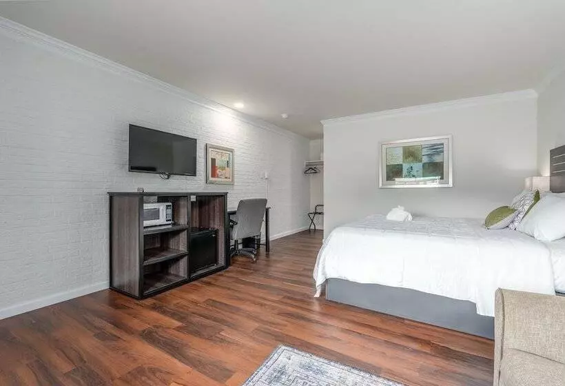 Hotelli Crewe Boutique Inn