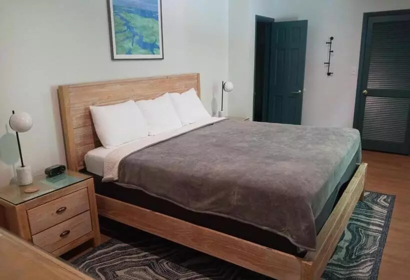 Hotelli Rivers Rest Resort