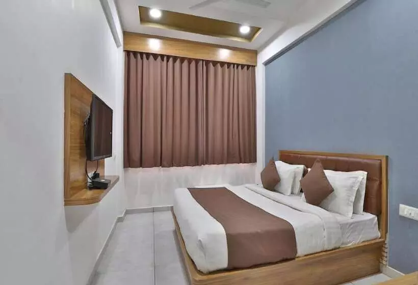 Hotelli The Global Point