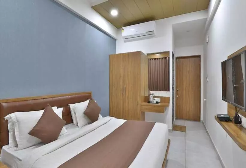 Hotelli The Global Point