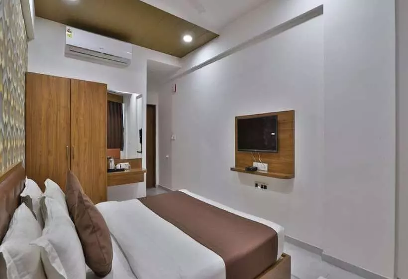 Hotelli The Global Point