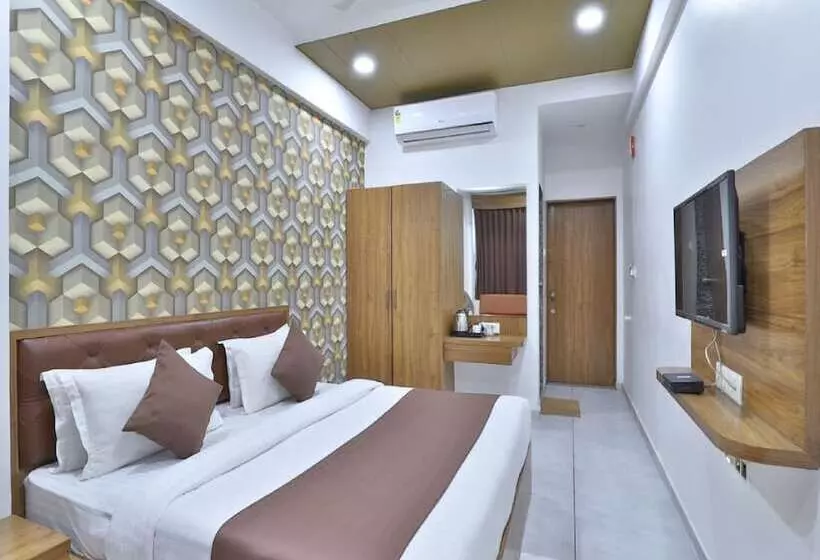 Hotelli The Global Point