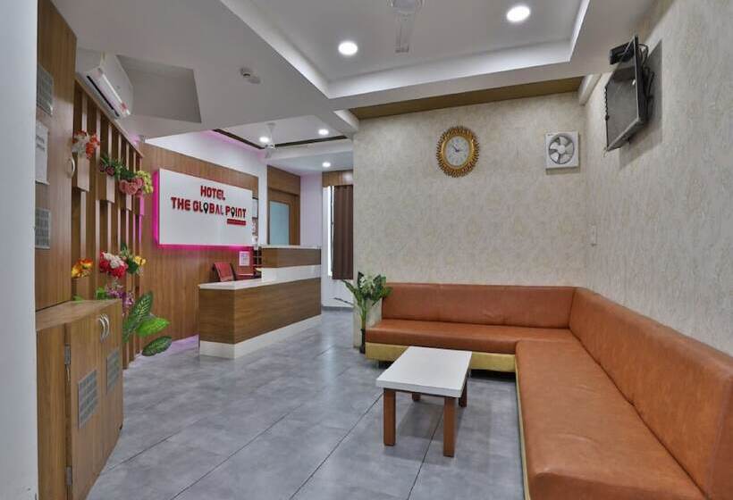호텔 The Global Point