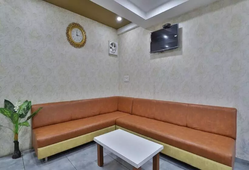 Hotelli The Global Point