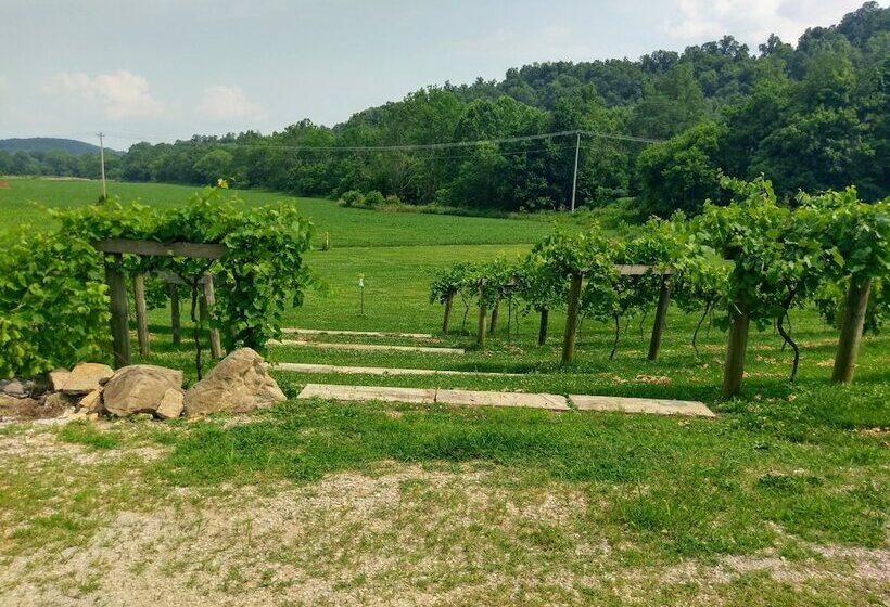 فندق The Lodge At Hocking College