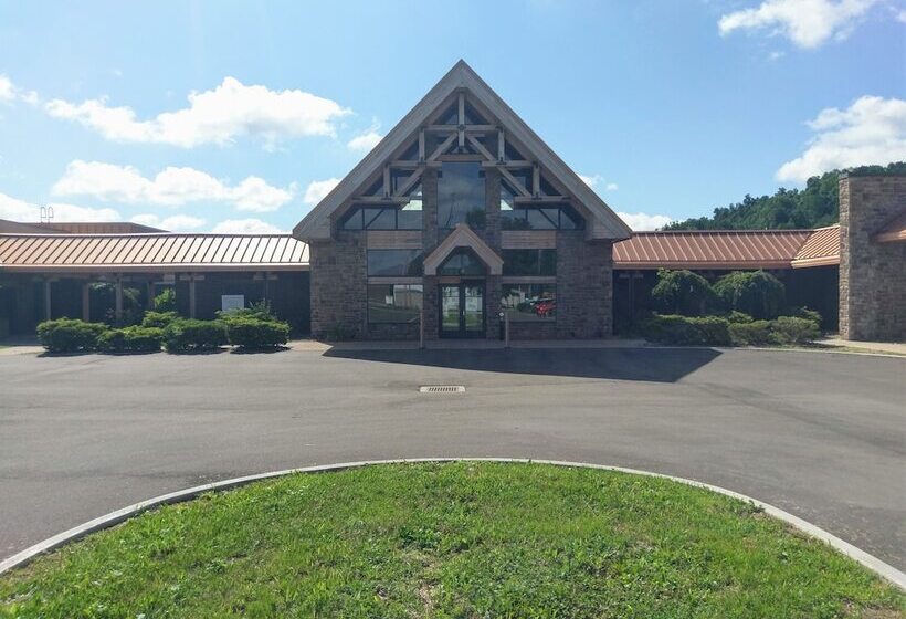 فندق The Lodge At Hocking College